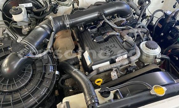 اشتري مستعمل Toyota Hilux White سيارة في Maseru في Maseru اشتري مستعمل Toyota Hilux White سيارة في Maseru في Maseru