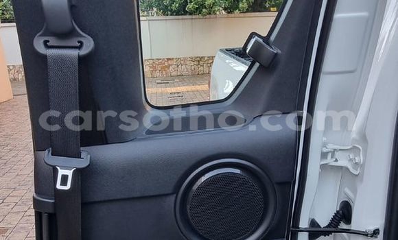 Acheter Occasion Voiture Toyota Hilux Blanc à Maseru, Maseru Acheter Occasion Voiture Toyota Hilux Blanc à Maseru, Maseru