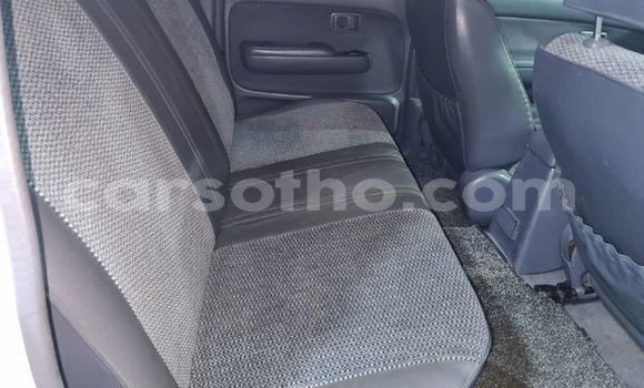 Acheter Occasion Voiture Toyota Hilux Blanc à Maseru, Maseru Acheter Occasion Voiture Toyota Hilux Blanc à Maseru, Maseru