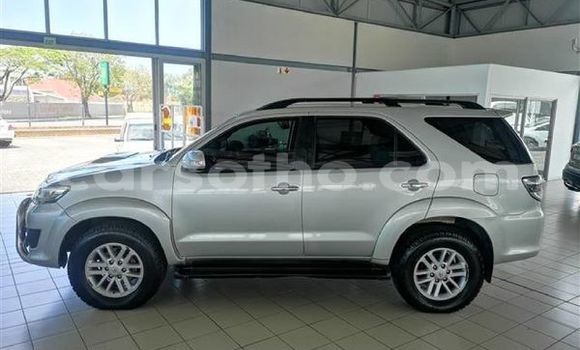 Acheter Occasion Voiture Toyota Fortuner Gris à Maseru, Maseru Acheter Occasion Voiture Toyota Fortuner Gris à Maseru, Maseru