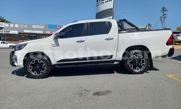 Acheter Occasion Voiture Toyota Hilux Blanc à Maseru, Maseru Acheter Occasion Voiture Toyota Hilux Blanc à Maseru, Maseru