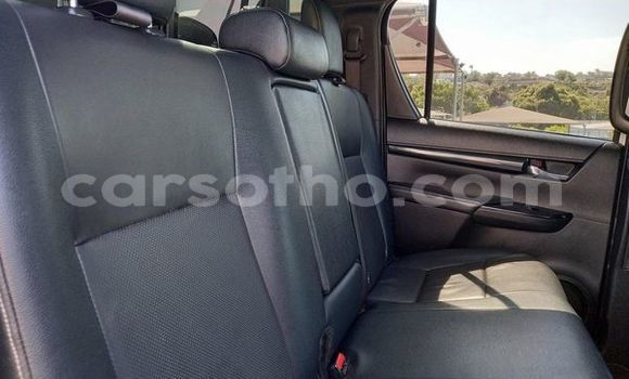 Acheter Occasion Voiture Toyota Hilux Blanc à Maseru, Maseru Acheter Occasion Voiture Toyota Hilux Blanc à Maseru, Maseru