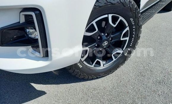 Acheter Occasion Voiture Toyota Hilux Blanc à Maseru, Maseru Acheter Occasion Voiture Toyota Hilux Blanc à Maseru, Maseru