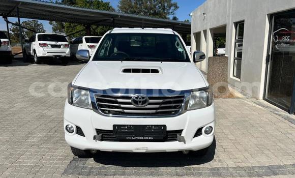 Acheter Occasion Voiture Toyota Hilux Blanc à Maseru, Maseru Acheter Occasion Voiture Toyota Hilux Blanc à Maseru, Maseru