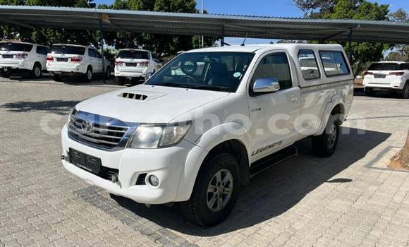 Acheter Occasion Voiture Toyota Hilux Blanc à Maseru, Maseru Acheter Occasion Voiture Toyota Hilux Blanc à Maseru, Maseru