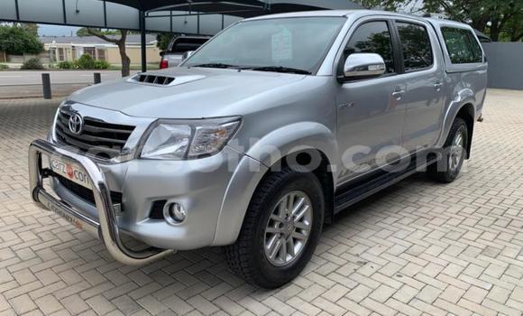 Buy Used Toyota Hilux Silver Car in Maseru in Maseru Buy Used Toyota Hilux Silver Car in Maseru in Maseru