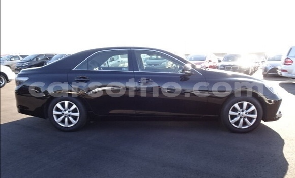 Sayi Na hannu Toyota Mark X Black Mota in Maseru a Maseru Sayi Na hannu Toyota Mark X Black Mota in Maseru a Maseru