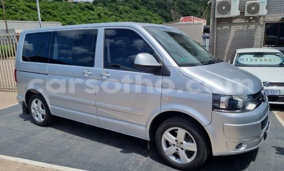 Acheter Occasion Voiture Volkswagen Caravelle Gris à Maseru, Maseru Acheter Occasion Voiture Volkswagen Caravelle Gris à Maseru, Maseru
