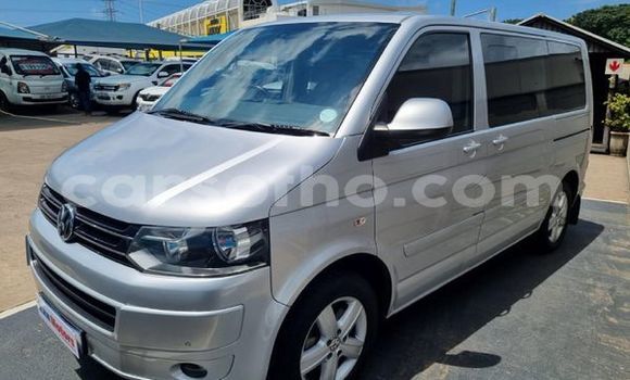 Acheter Occasion Voiture Volkswagen Caravelle Gris à Maseru, Maseru Acheter Occasion Voiture Volkswagen Caravelle Gris à Maseru, Maseru