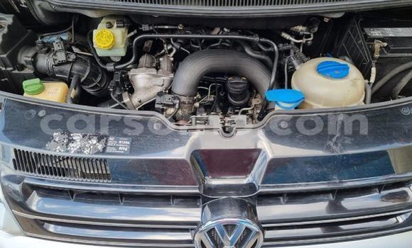 Acheter Occasion Voiture Volkswagen Caravelle Gris à Maseru, Maseru Acheter Occasion Voiture Volkswagen Caravelle Gris à Maseru, Maseru