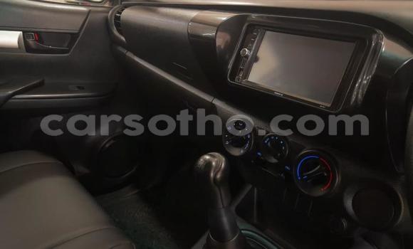 Buy Used Toyota Hilux White Car in Maseru in Maseru Buy Used Toyota Hilux White Car in Maseru in Maseru