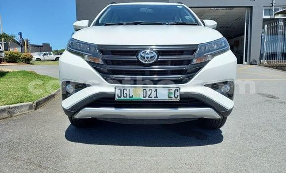 Acheter Occasion Voiture Toyota Rush Blanc à Maseru, Maseru Acheter Occasion Voiture Toyota Rush Blanc à Maseru, Maseru