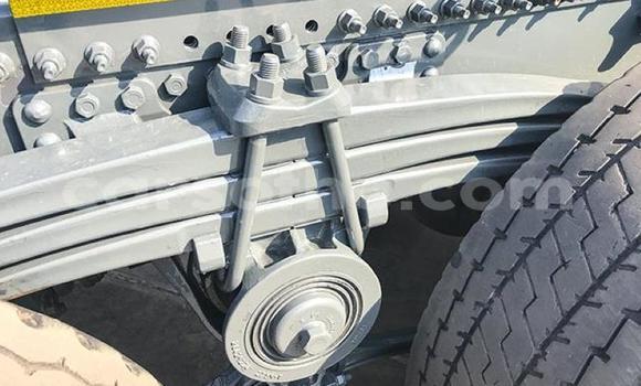 اشتري مستعمل Volvo 440 White سيارة في Maseru في Maseru اشتري مستعمل Volvo 440 White سيارة في Maseru في Maseru