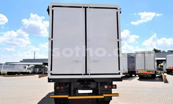 Acheter Occasion Voiture Nissan Urvan Bleu à Maseru, Maseru Acheter Occasion Voiture Nissan Urvan Bleu à Maseru, Maseru