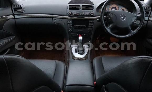 Buy Used Mercedes-Benz E-klasse Silver Car in Mafeteng in Mafeteng Buy Used Mercedes-Benz E-klasse Silver Car in Mafeteng in Mafeteng