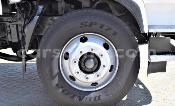 Acheter Occasion Voiture Nissan Urvan Bleu à Maseru, Maseru Acheter Occasion Voiture Nissan Urvan Bleu à Maseru, Maseru