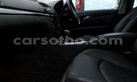Buy Used Mercedes-Benz E-klasse Silver Car in Mafeteng in Mafeteng Buy Used Mercedes-Benz E-klasse Silver Car in Mafeteng in Mafeteng