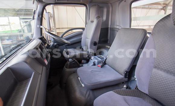 Sayi Na hannu Isuzu FTR 850 White Babbar mota in Maseru a Maseru Sayi Na hannu Isuzu FTR 850 White Babbar mota in Maseru a Maseru