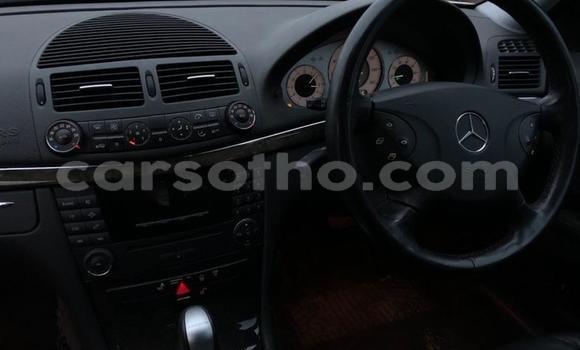 Buy Used Mercedes-Benz E-klasse Silver Car in Mafeteng in Mafeteng Buy Used Mercedes-Benz E-klasse Silver Car in Mafeteng in Mafeteng