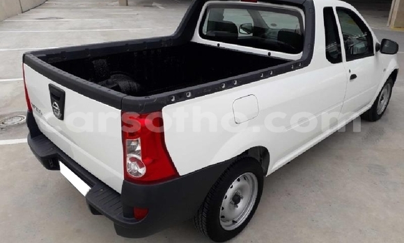Acheter Occasion Voiture Nissan NP 300 Blanc à Butha Buthe, Butha-Buthe Acheter Occasion Voiture Nissan NP 300 Blanc à Butha Buthe, Butha-Buthe