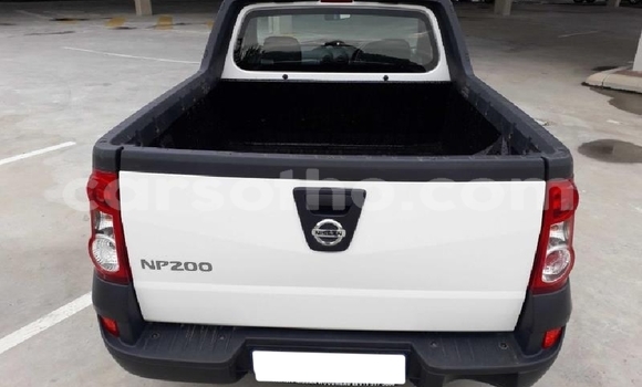 Acheter Occasion Voiture Nissan NP 300 Blanc à Butha Buthe, Butha-Buthe Acheter Occasion Voiture Nissan NP 300 Blanc à Butha Buthe, Butha-Buthe