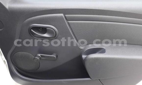 Acheter Occasion Voiture Nissan NP 300 Blanc à Butha Buthe, Butha-Buthe Acheter Occasion Voiture Nissan NP 300 Blanc à Butha Buthe, Butha-Buthe