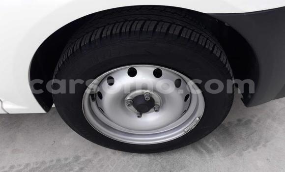 Acheter Occasion Voiture Nissan NP 300 Blanc à Butha Buthe, Butha-Buthe Acheter Occasion Voiture Nissan NP 300 Blanc à Butha Buthe, Butha-Buthe