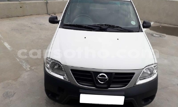 Acheter Occasion Voiture Nissan NP 300 Blanc à Butha Buthe, Butha-Buthe Acheter Occasion Voiture Nissan NP 300 Blanc à Butha Buthe, Butha-Buthe