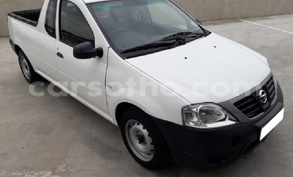 Acheter Occasion Voiture Nissan NP 300 Blanc à Butha Buthe, Butha-Buthe Acheter Occasion Voiture Nissan NP 300 Blanc à Butha Buthe, Butha-Buthe