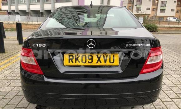 Sayi Na hannu Mercedes-Benz C-klasse Black Mota in Mohale's Hoek a Mohale's Hoek Sayi Na hannu Mercedes-Benz C-klasse Black Mota in Mohale's Hoek a Mohale's Hoek