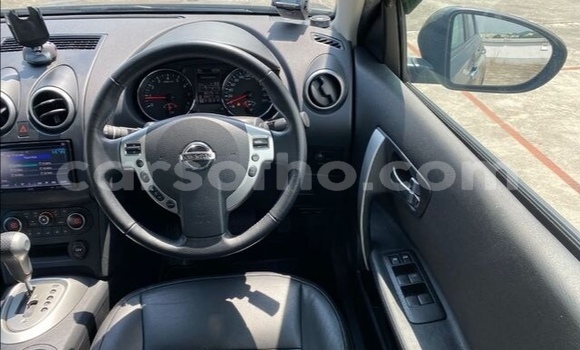 Buy Used Nissan Qashqai Black Car in Hlotse in Leribe Buy Used Nissan Qashqai Black Car in Hlotse in Leribe