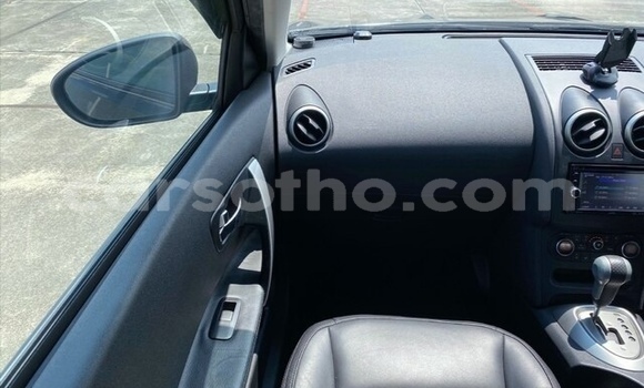 Buy Used Nissan Qashqai Black Car in Hlotse in Leribe Buy Used Nissan Qashqai Black Car in Hlotse in Leribe