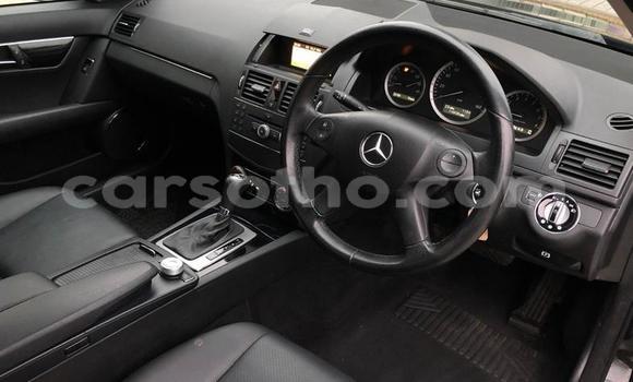 Sayi Na hannu Mercedes-Benz C-klasse Black Mota in Mohale's Hoek a Mohale's Hoek Sayi Na hannu Mercedes-Benz C-klasse Black Mota in Mohale's Hoek a Mohale's Hoek