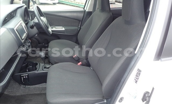 Buy Used Toyota Vitz White Car in Maseru in Maseru Buy Used Toyota Vitz White Car in Maseru in Maseru