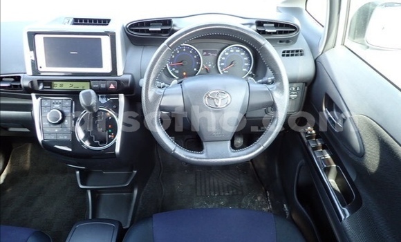 اشتري مستعمل Toyota Wish Silver سيارة في Maseru في Maseru اشتري مستعمل Toyota Wish Silver سيارة في Maseru في Maseru