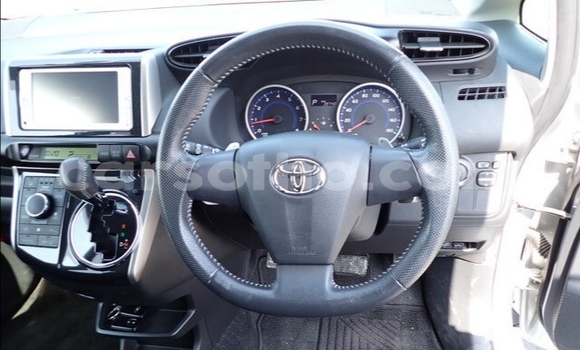 اشتري مستعمل Toyota Wish Silver سيارة في Maseru في Maseru اشتري مستعمل Toyota Wish Silver سيارة في Maseru في Maseru