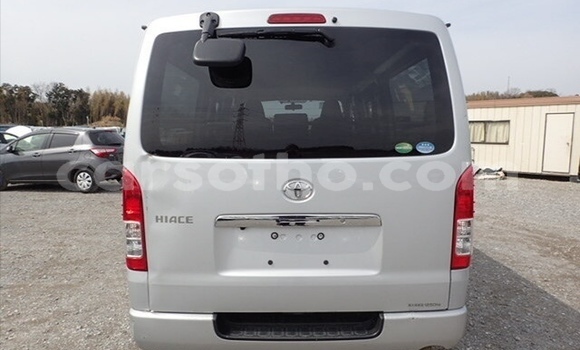 Buy Used Toyota Hiace Silver Car in Maseru in Maseru Buy Used Toyota Hiace Silver Car in Maseru in Maseru