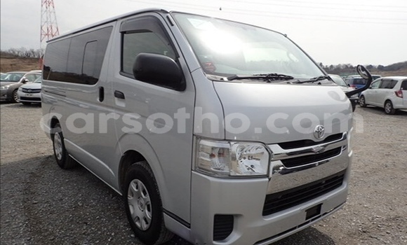 Buy Used Toyota Hiace Silver Car in Maseru in Maseru Buy Used Toyota Hiace Silver Car in Maseru in Maseru