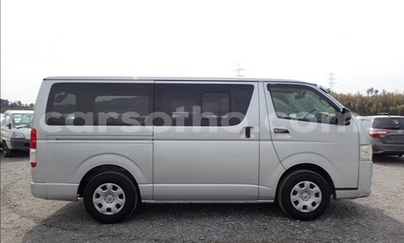 Buy Used Toyota Hiace Silver Car in Maseru in Maseru Buy Used Toyota Hiace Silver Car in Maseru in Maseru