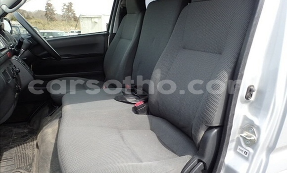 Buy Used Toyota Hiace Silver Car in Maseru in Maseru Buy Used Toyota Hiace Silver Car in Maseru in Maseru