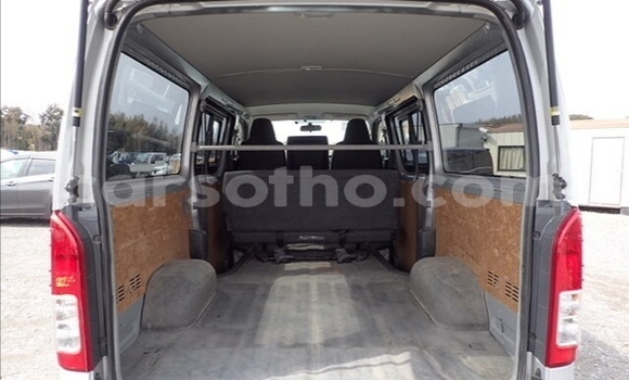 Buy Used Toyota Hiace Silver Car in Maseru in Maseru Buy Used Toyota Hiace Silver Car in Maseru in Maseru