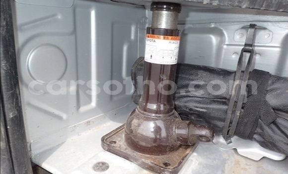 Buy Used Toyota Hiace Silver Car in Maseru in Maseru Buy Used Toyota Hiace Silver Car in Maseru in Maseru