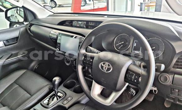 Acheter Occasion Voiture Toyota Hilux Blanc à Maseru, Maseru Acheter Occasion Voiture Toyota Hilux Blanc à Maseru, Maseru