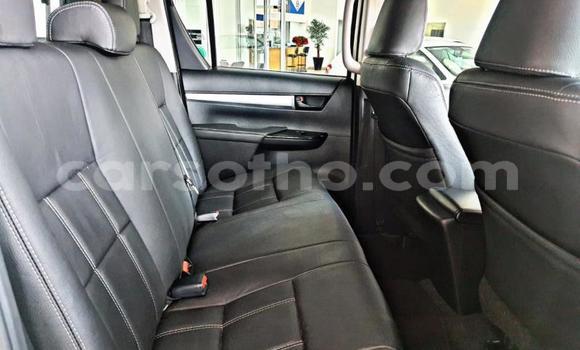 Acheter Occasion Voiture Toyota Hilux Blanc à Maseru, Maseru Acheter Occasion Voiture Toyota Hilux Blanc à Maseru, Maseru