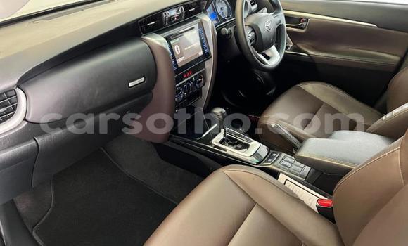Acheter Occasion Voiture Toyota Fortuner Gris à Maseru, Maseru Acheter Occasion Voiture Toyota Fortuner Gris à Maseru, Maseru