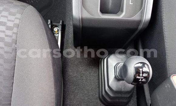 اشتري مستعمل Suzuki Jimny Silver سيارة في Maseru في Maseru اشتري مستعمل Suzuki Jimny Silver سيارة في Maseru في Maseru