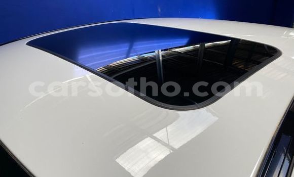 Acheter Occasion Voiture Mercedes-Benz C-Classe Blanc à Maseru, Maseru Acheter Occasion Voiture Mercedes-Benz C-Classe Blanc à Maseru, Maseru