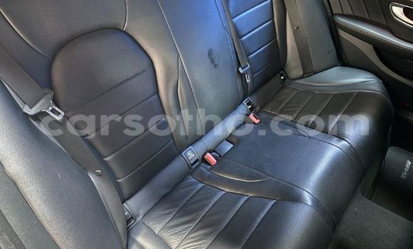 Acheter Occasion Voiture Mercedes-Benz C-Classe Blanc à Maseru, Maseru Acheter Occasion Voiture Mercedes-Benz C-Classe Blanc à Maseru, Maseru