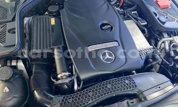 Acheter Occasion Voiture Mercedes-Benz C-Classe Blanc à Maseru, Maseru Acheter Occasion Voiture Mercedes-Benz C-Classe Blanc à Maseru, Maseru