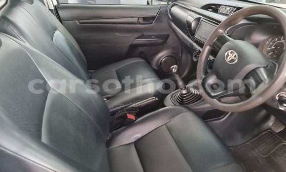 Acheter Occasion Voiture Toyota Hilux Blanc à Maseru, Maseru Acheter Occasion Voiture Toyota Hilux Blanc à Maseru, Maseru